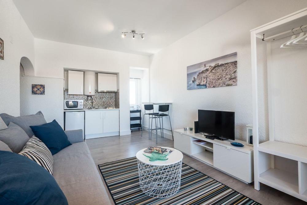 Appartement Cozy Studio With Balcony And Beautiful View à Cascais Extérieur photo